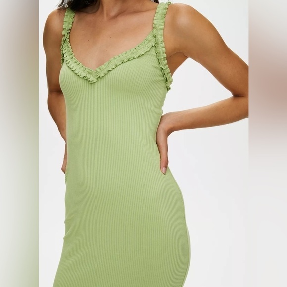 Aritzia Wilfred Free Halo Dress in Pistachio Pudding - Picture 3 of 15